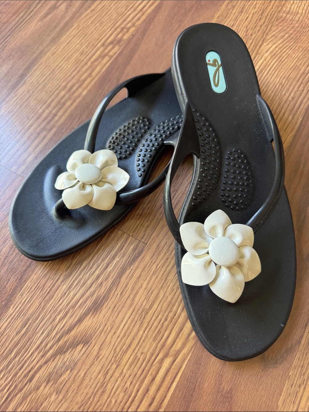 OKA b. Black Flip Flop Sandals with Cream Flower Accent